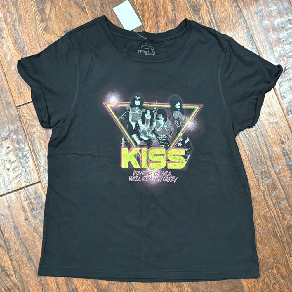 PROJECT KARMA KISS TEE IN BLACK XL NWT
